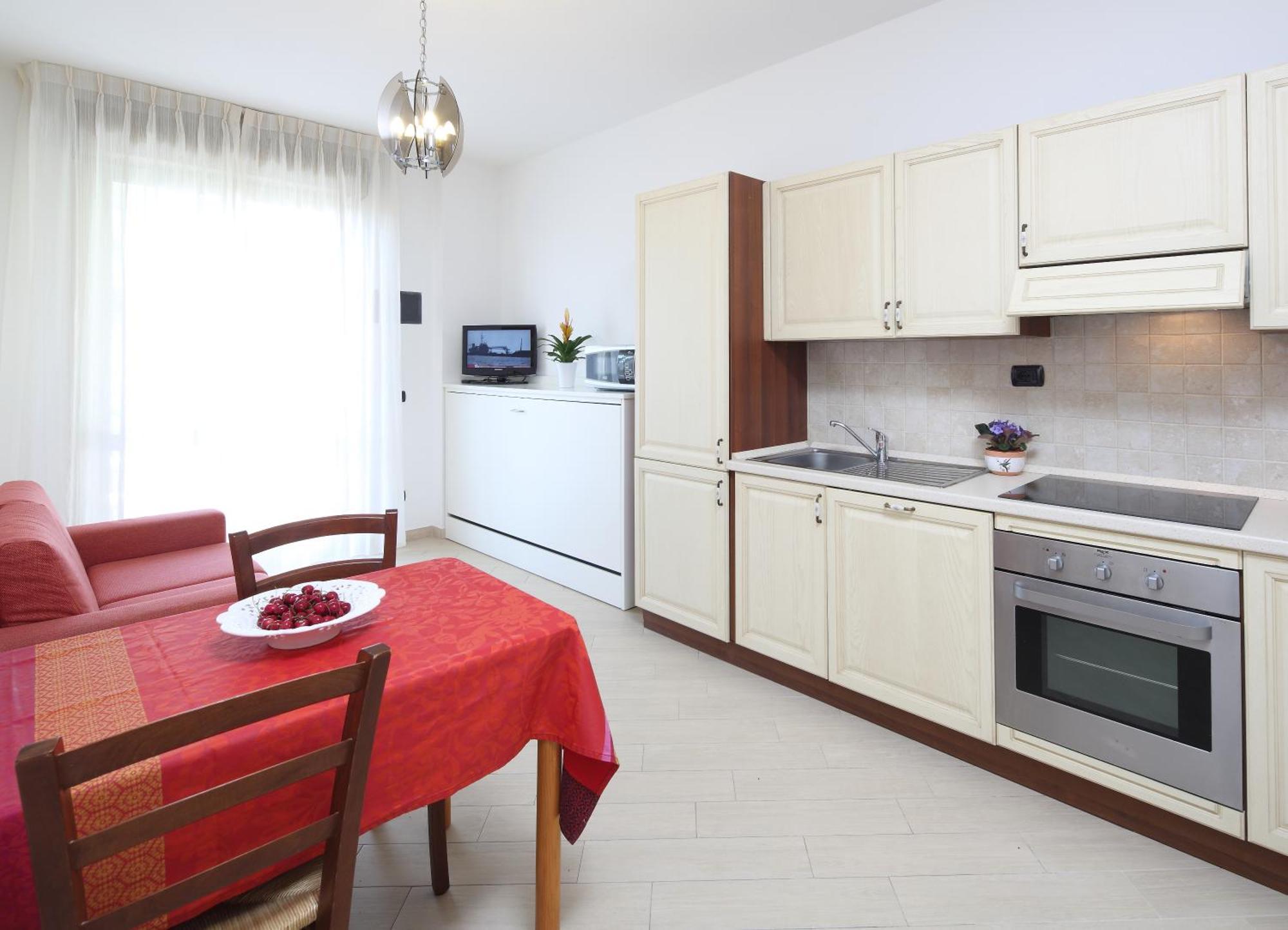 Residence Hotel Kriss Deiva Marina Luaran gambar