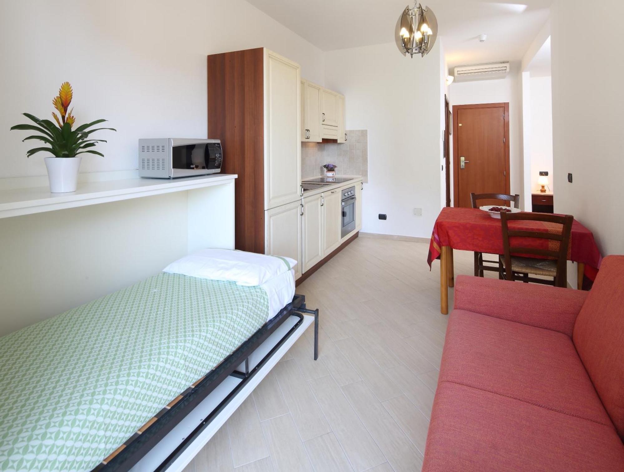 Residence Hotel Kriss Deiva Marina Luaran gambar