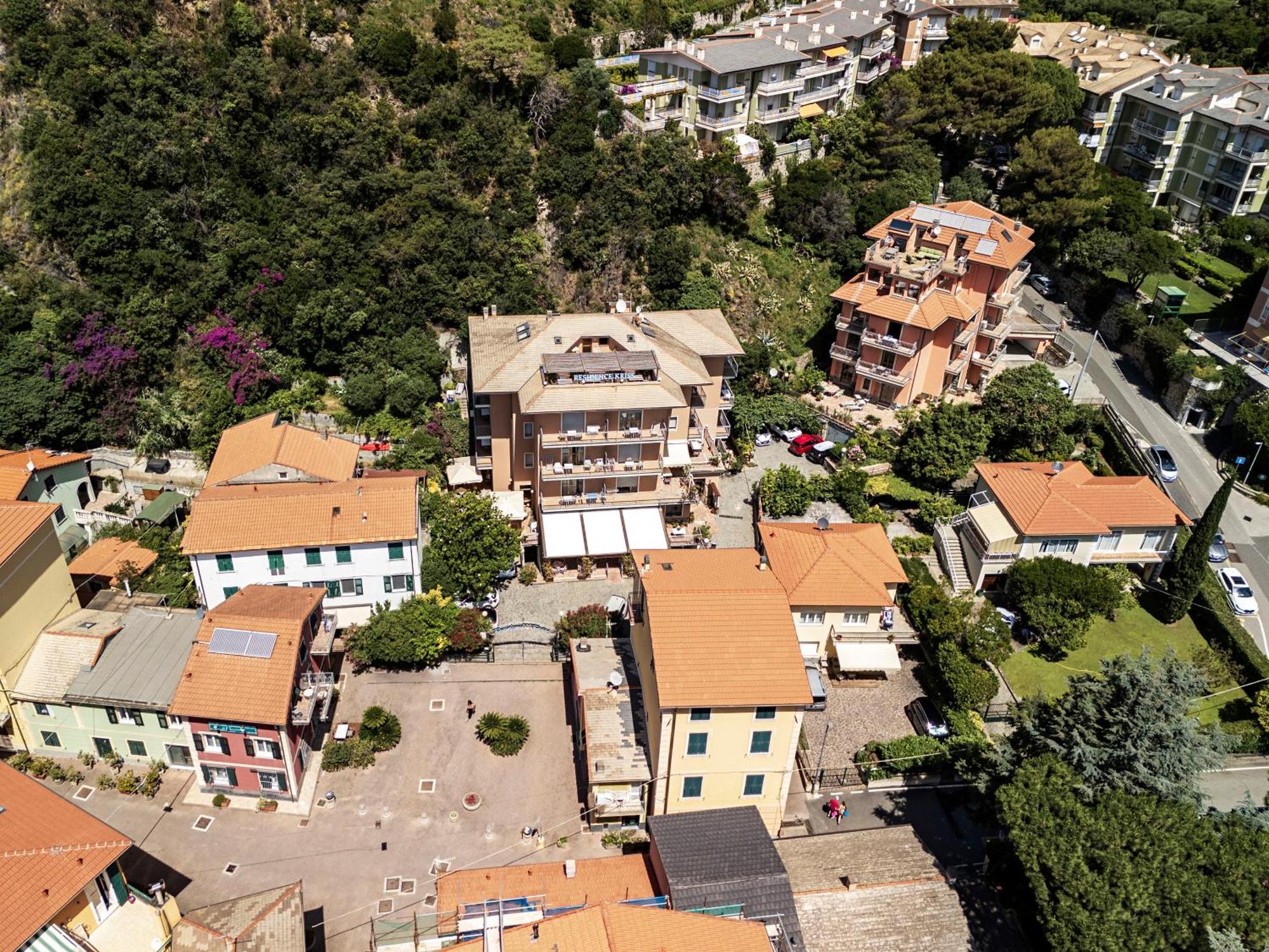 Residence Hotel Kriss Deiva Marina Luaran gambar